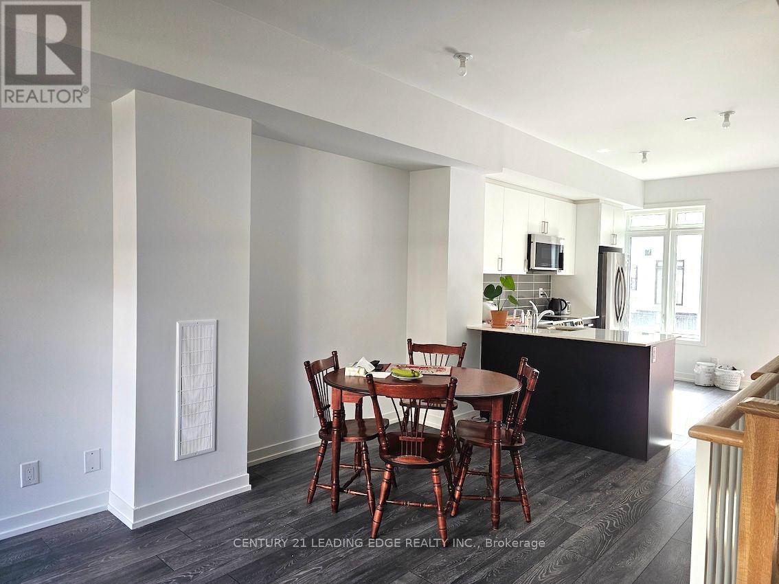 Room2 - 10 Spruce Pines Crescent, Toronto, Ontario  M4A 1C5 - Photo 13 - C13017328