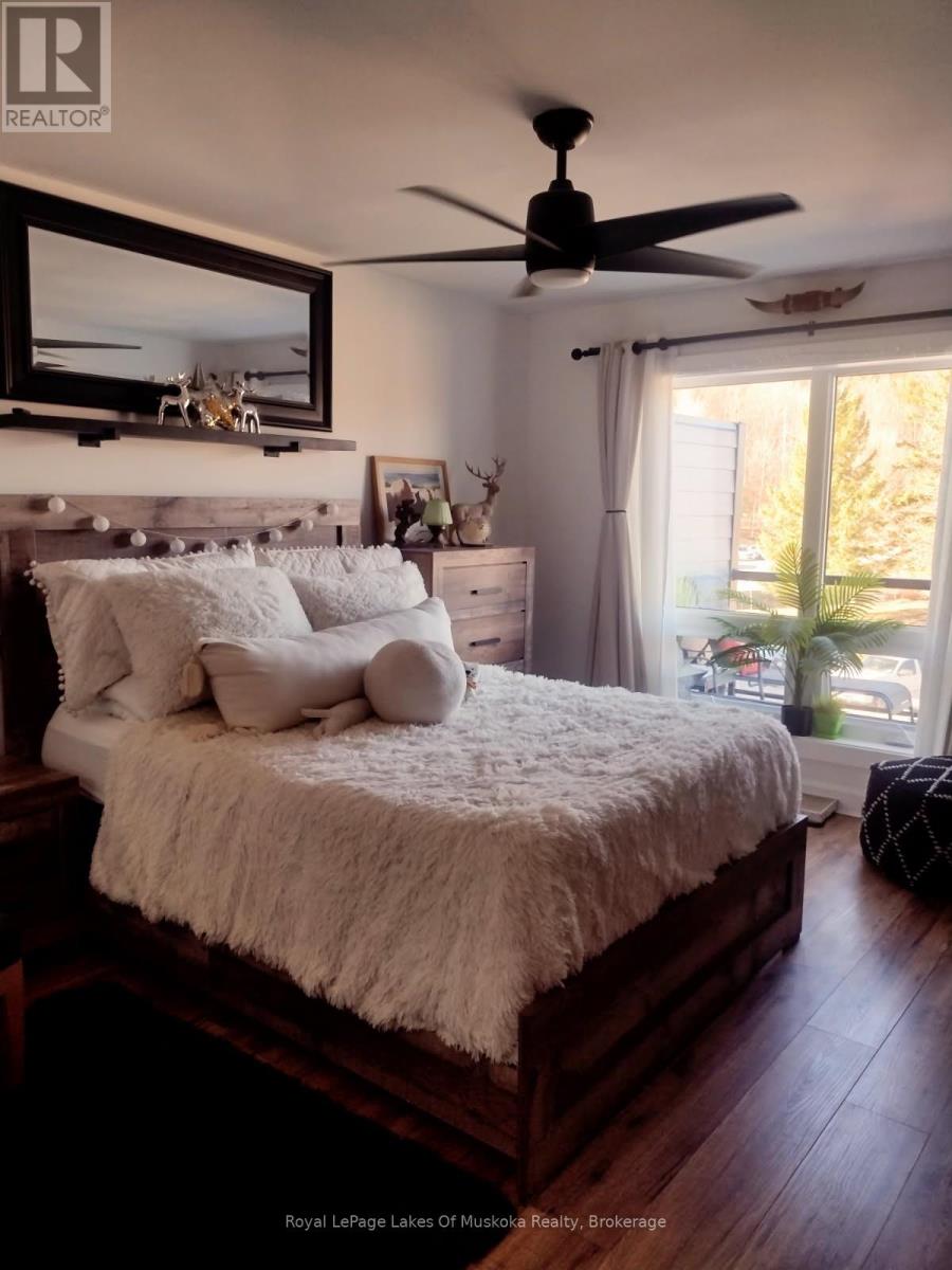 301 - 54 Summit Drive Drive, Huntsville, Ontario  P1H 2E8 - Photo 3 - X13016998