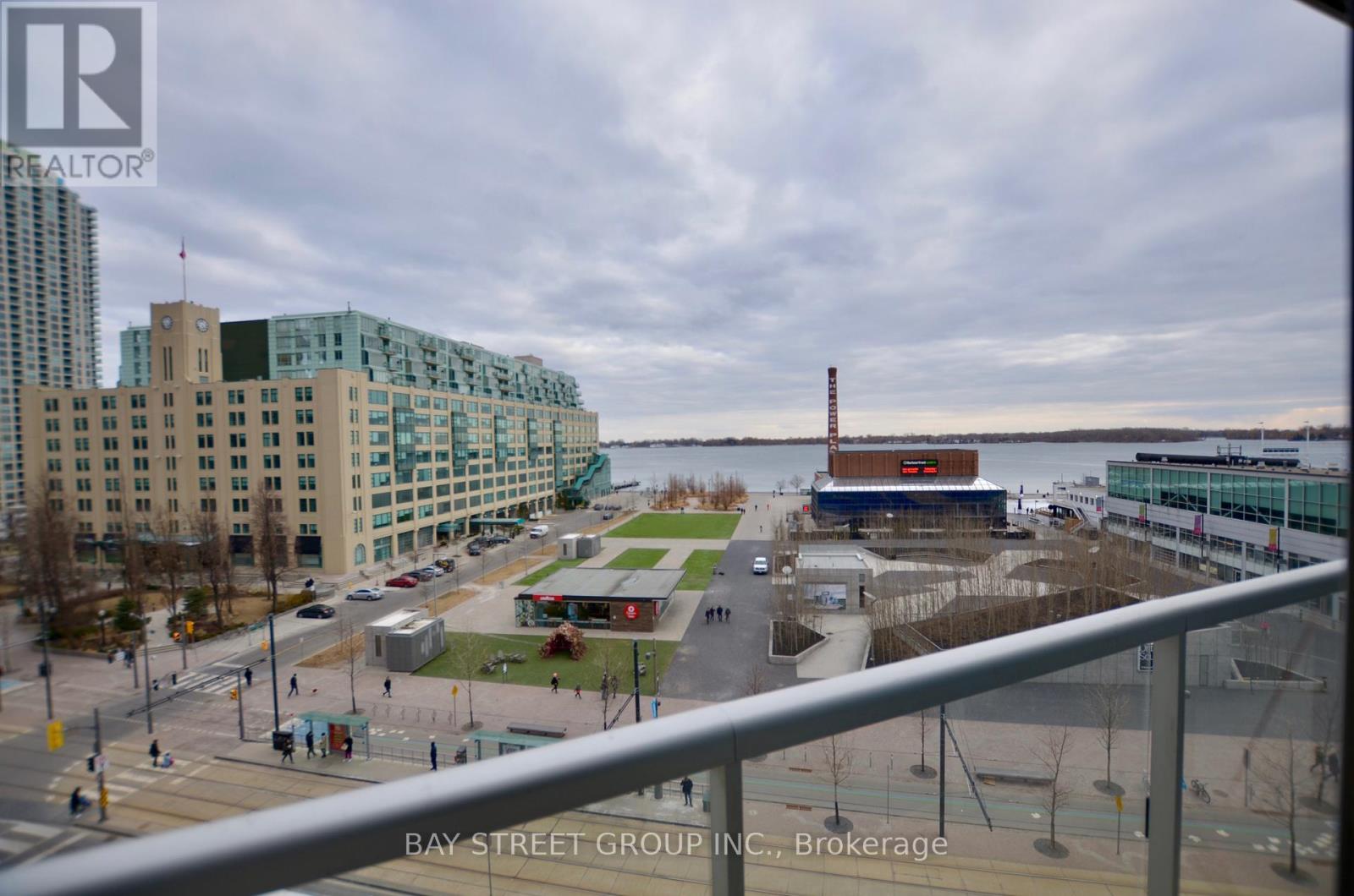 604 - 218 Queens Quay W, Toronto, Ontario  M5J 2Y6 - Photo 19 - C12730154