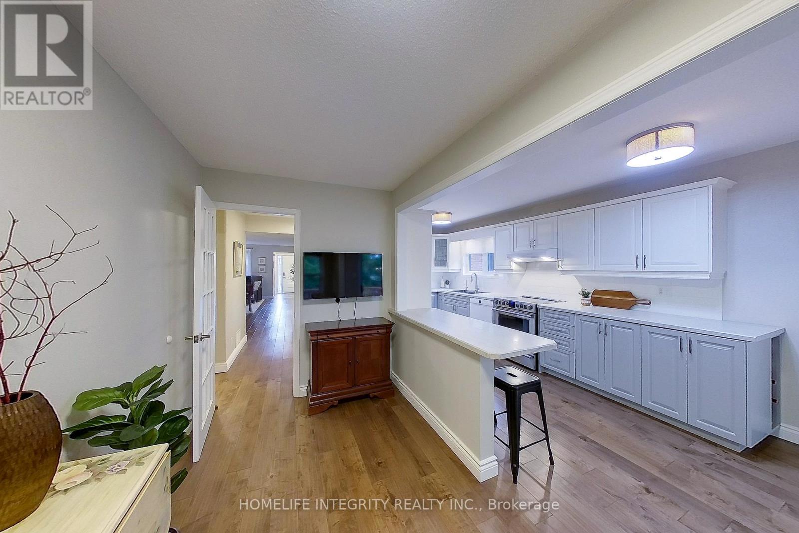 40 Green Briar Road, New Tecumseth, Ontario  L9R 1R5 - Photo 13 - N13001098