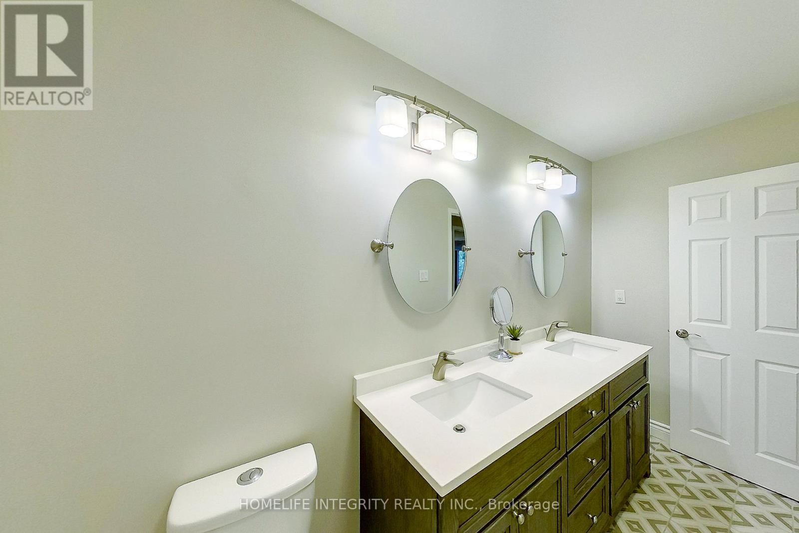 40 Green Briar Road, New Tecumseth, Ontario  L9R 1R5 - Photo 17 - N13001098