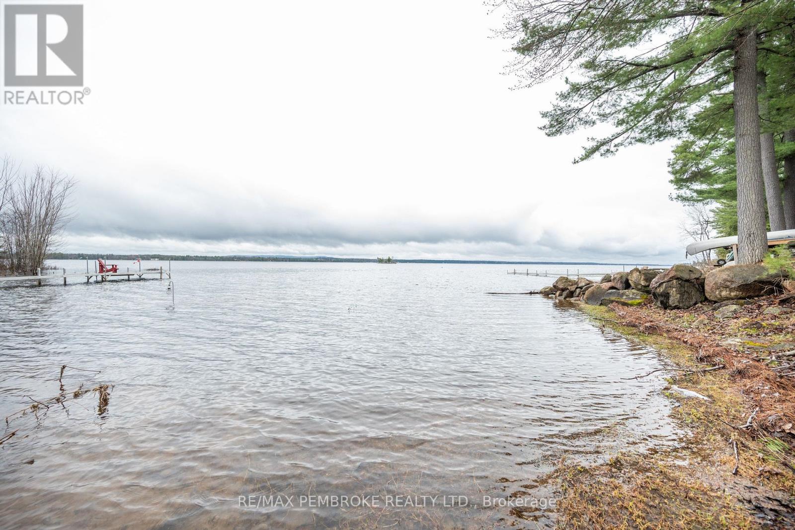 80 Macgregor Bay Trail, Petawawa, Ontario  K8A 8K9 - Photo 12 - X12982788