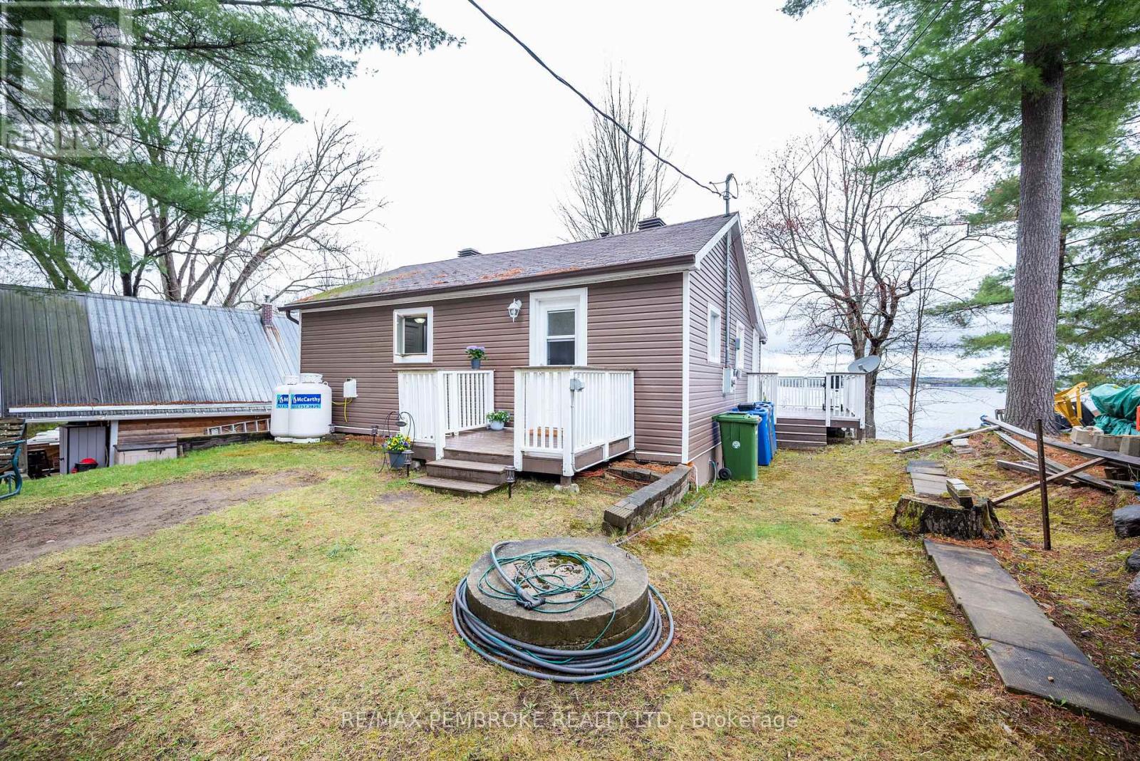 80 Macgregor Bay Trail, Petawawa, Ontario  K8A 8K9 - Photo 25 - X12982788