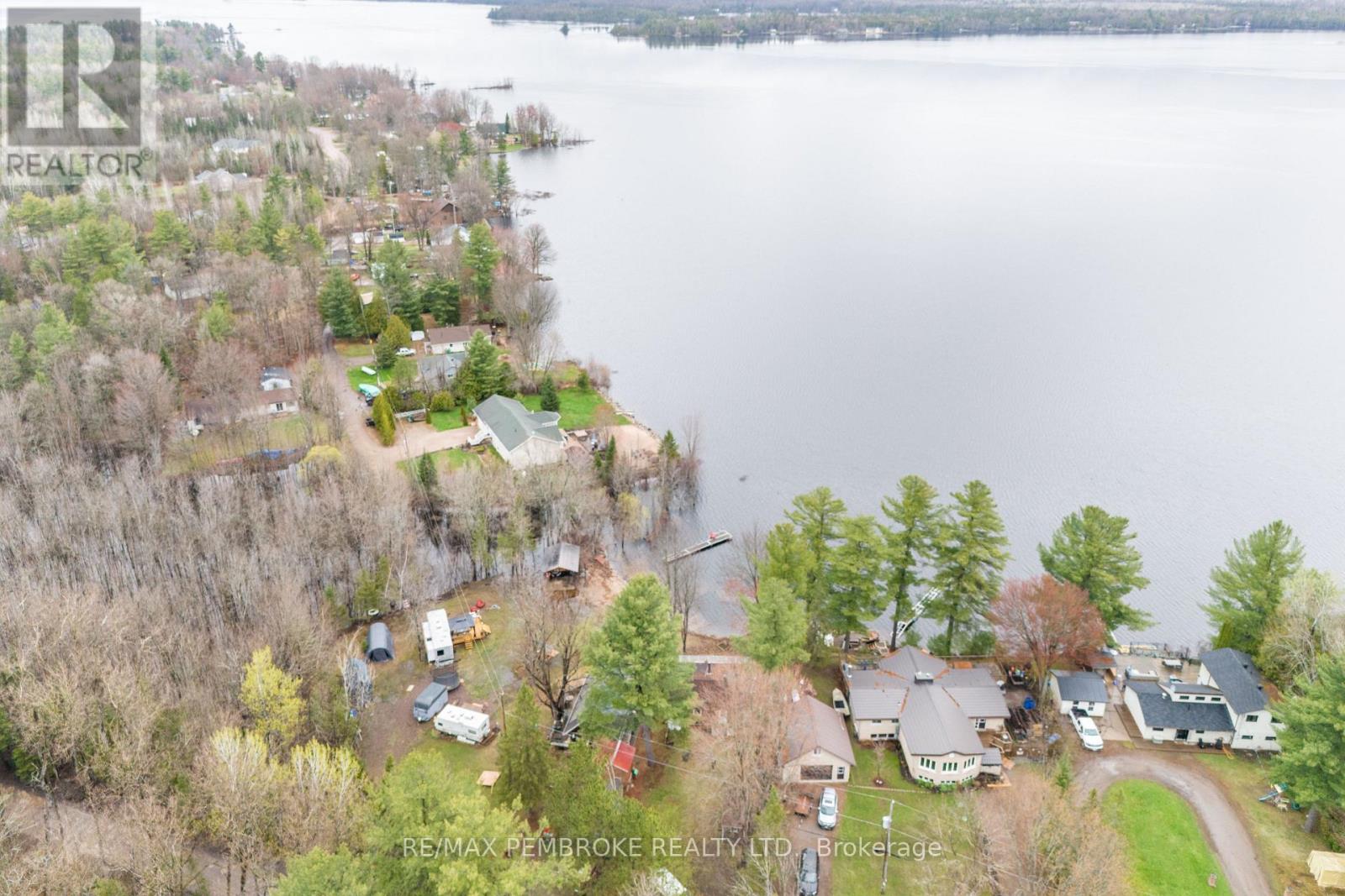80 Macgregor Bay Trail, Petawawa, Ontario  K8A 8K9 - Photo 15 - X12982788