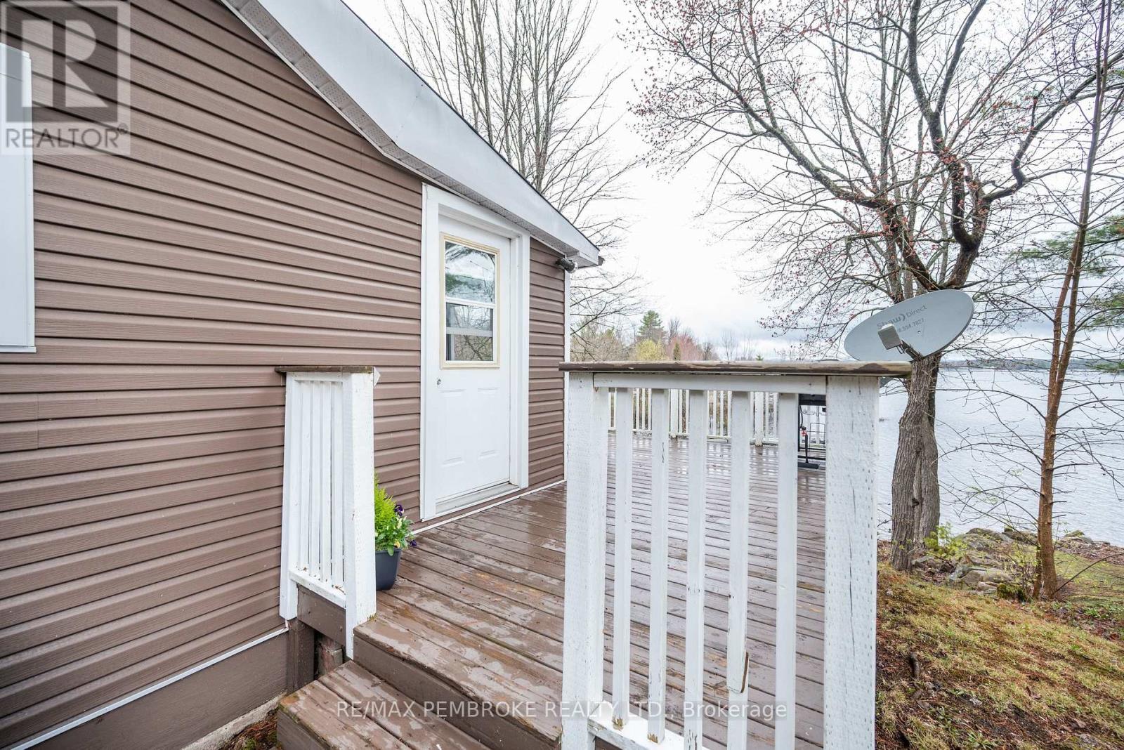 80 Macgregor Bay Trail, Petawawa, Ontario  K8A 8K9 - Photo 27 - X12982788