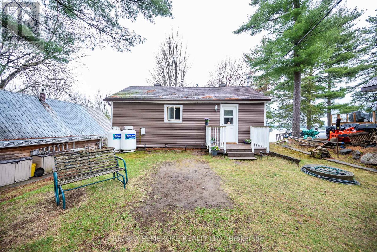 80 Macgregor Bay Trail, Petawawa, Ontario  K8A 8K9 - Photo 24 - X12982788