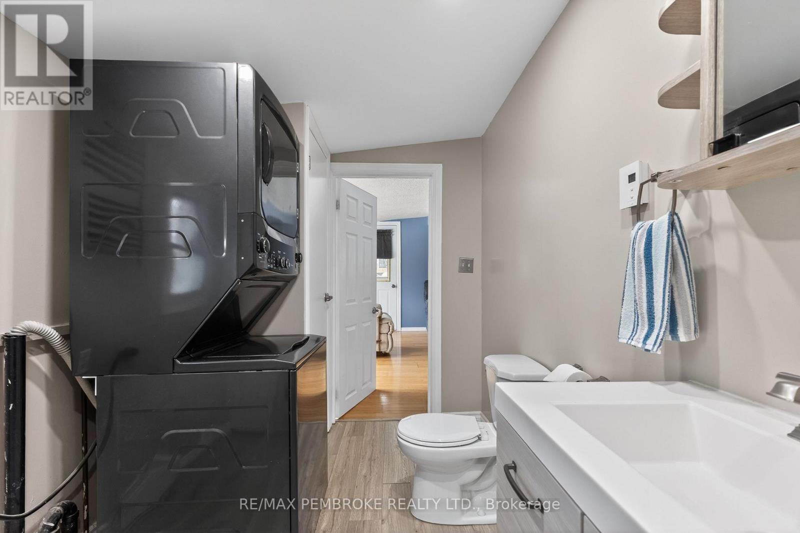 80 Macgregor Bay Trail, Petawawa, Ontario  K8A 8K9 - Photo 43 - X12982788