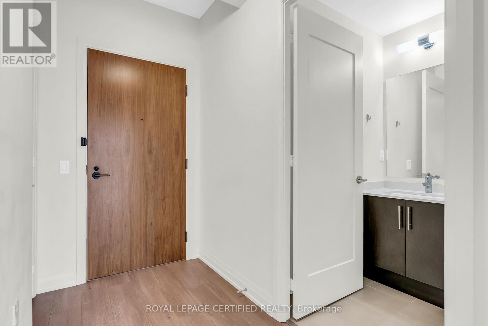 412 - 509 Dundas Street W, Oakville, Ontario  L6M 4M2 - Photo 10 - W13017312