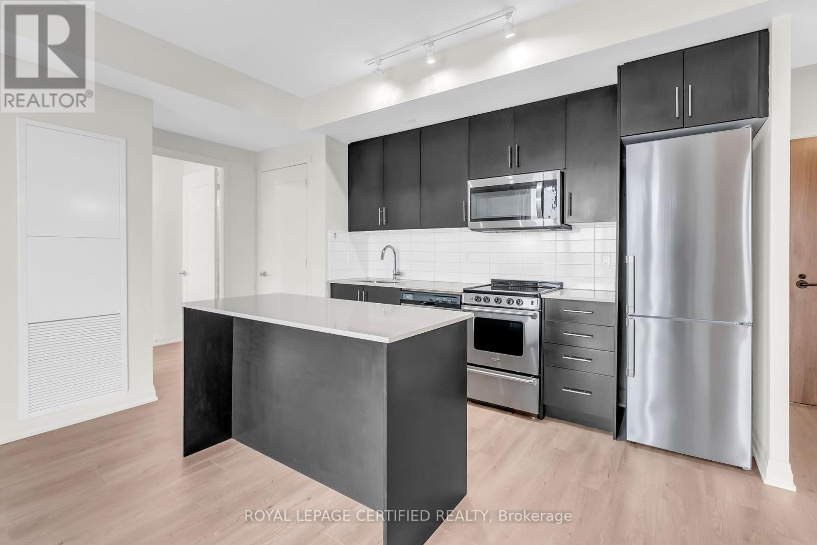 412 - 509 Dundas Street W, Oakville, Ontario  L6M 4M2 - Photo 12 - W13017312