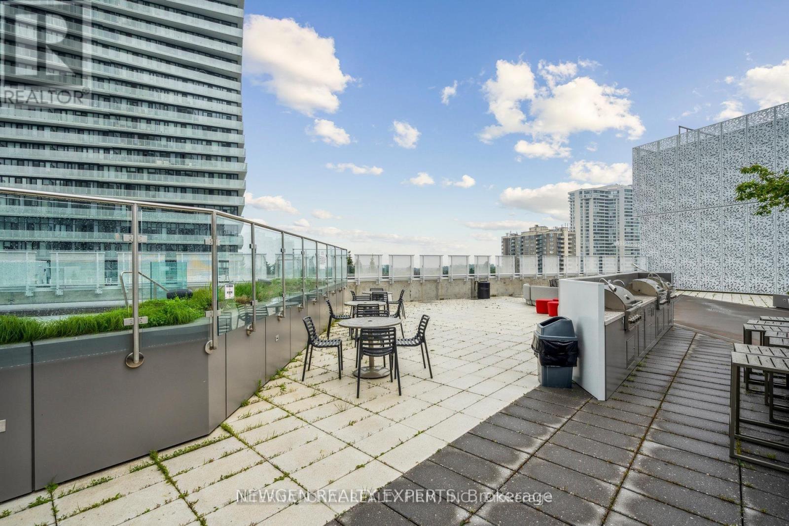 5204 - 3900 Confederation Parkway, Mississauga, Ontario  L5B 0M3 - Photo 22 - W13017318