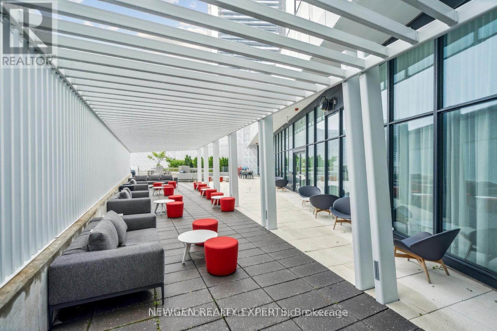 5204 - 3900 Confederation Parkway, Mississauga, Ontario  L5B 0M3 - Photo 24 - W13017318