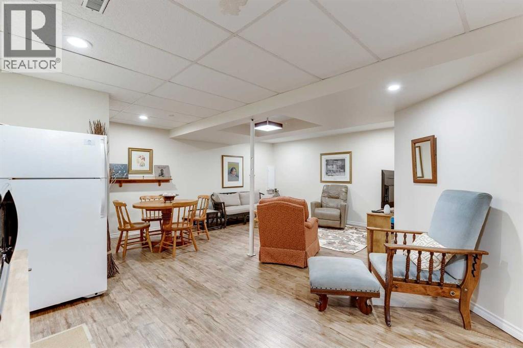 1333 Rosehill Drive Nw, Calgary, Alberta  T2K 1M3 - Photo 25 - A2302742