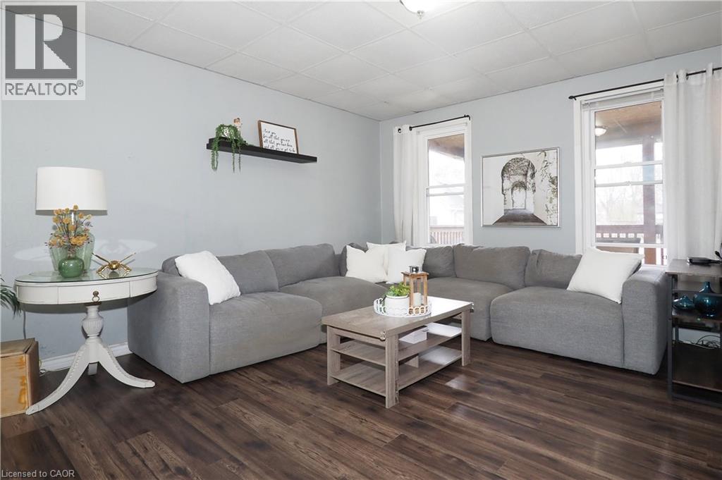 37 Niagara Street, Brantford, Ontario  N3R 4E1 - Photo 7 - 40822035