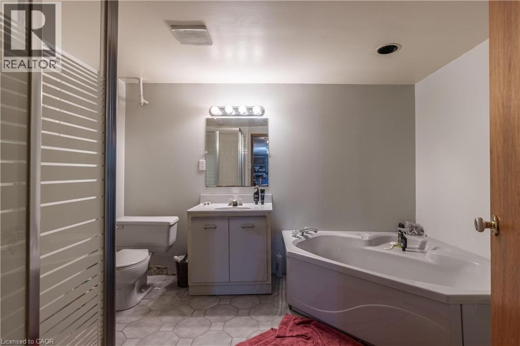 6438 Wendy Drive, Niagara Falls, Ontario  L2G 3H6 - Photo 17 - 40815493