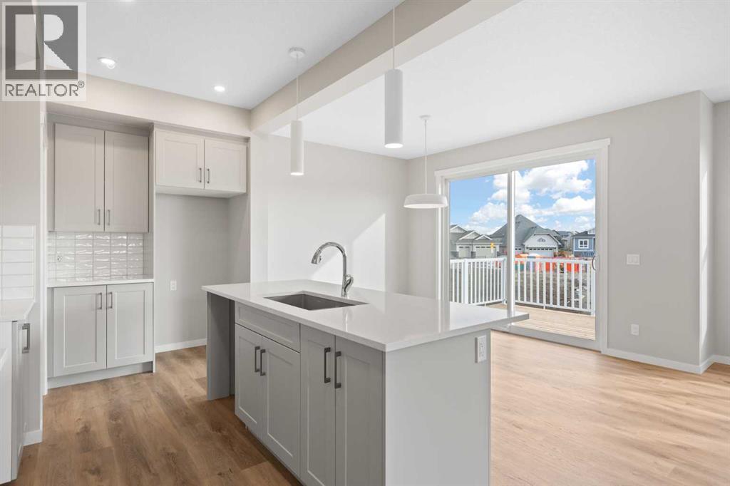 114 Monterey Bay SE, High River, Alberta  T1V 0K3 - Photo 2 - A2267762