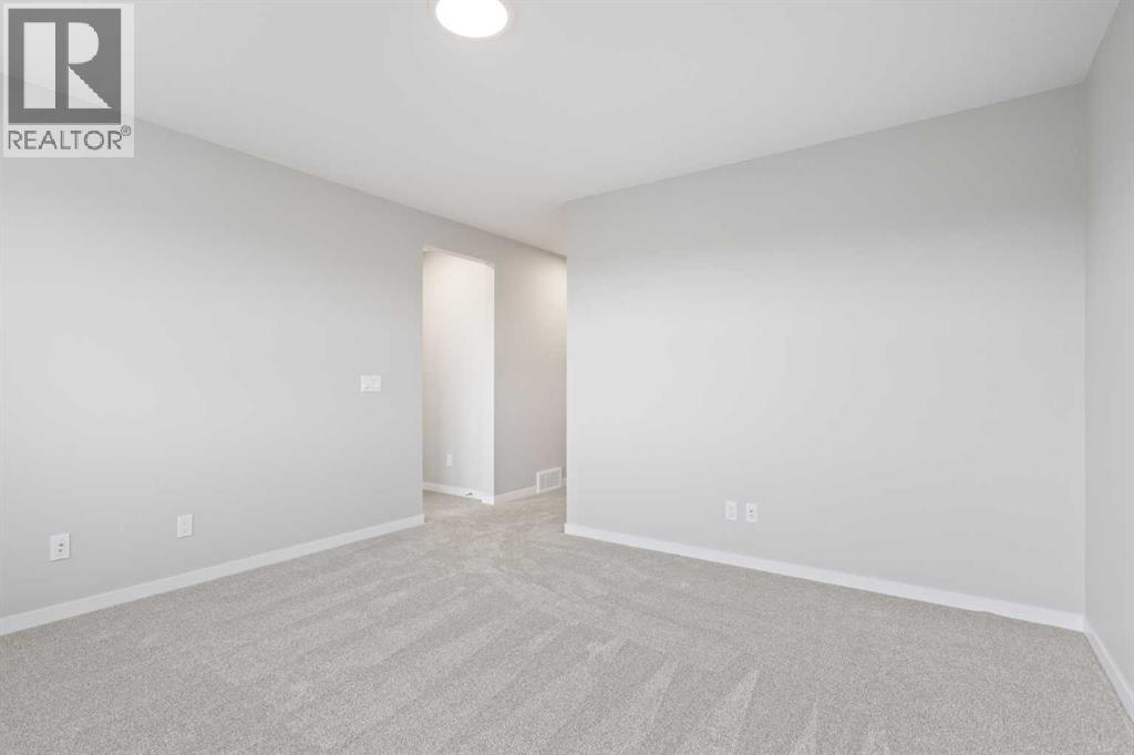 114 Monterey Bay SE, High River, Alberta  T1V 0K3 - Photo 15 - A2267762