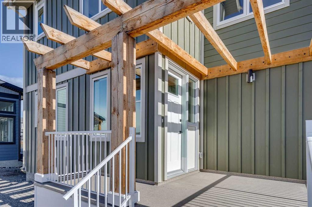 638 Cottageclub Bend, Rural Rocky View County, Alberta  T4C 1B1 - Photo 2 - A2303174