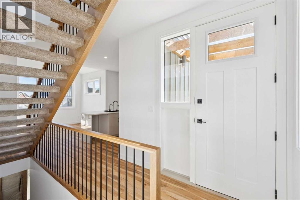 638 Cottageclub Bend, Rural Rocky View County, Alberta  T4C 1B1 - Photo 4 - A2303174