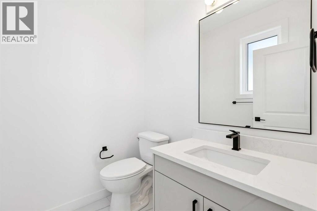 638 Cottageclub Bend, Rural Rocky View County, Alberta  T4C 1B1 - Photo 12 - A2303174