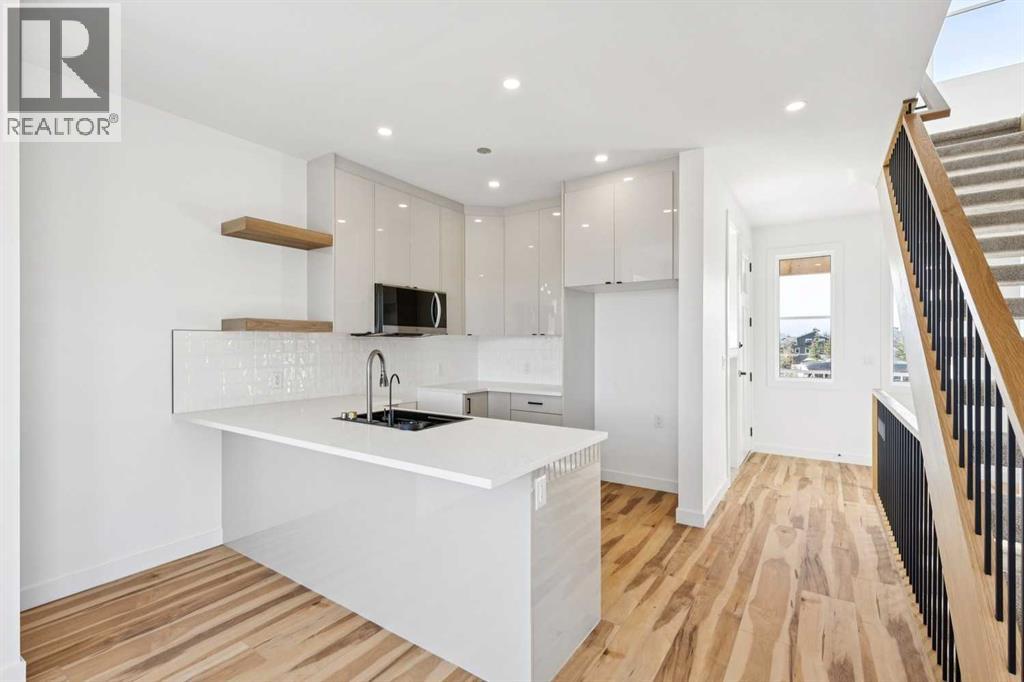 638 Cottageclub Bend, Rural Rocky View County, Alberta  T4C 1B1 - Photo 7 - A2303174