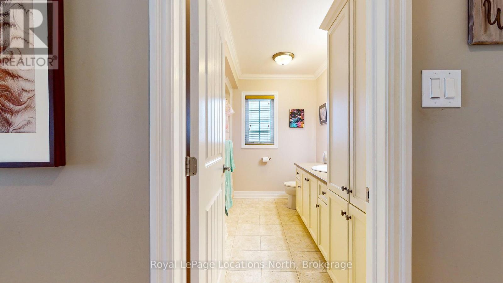 54 New York Avenue, Wasaga Beach, Ontario  L9Z 3A8 - Photo 33 - S13017352