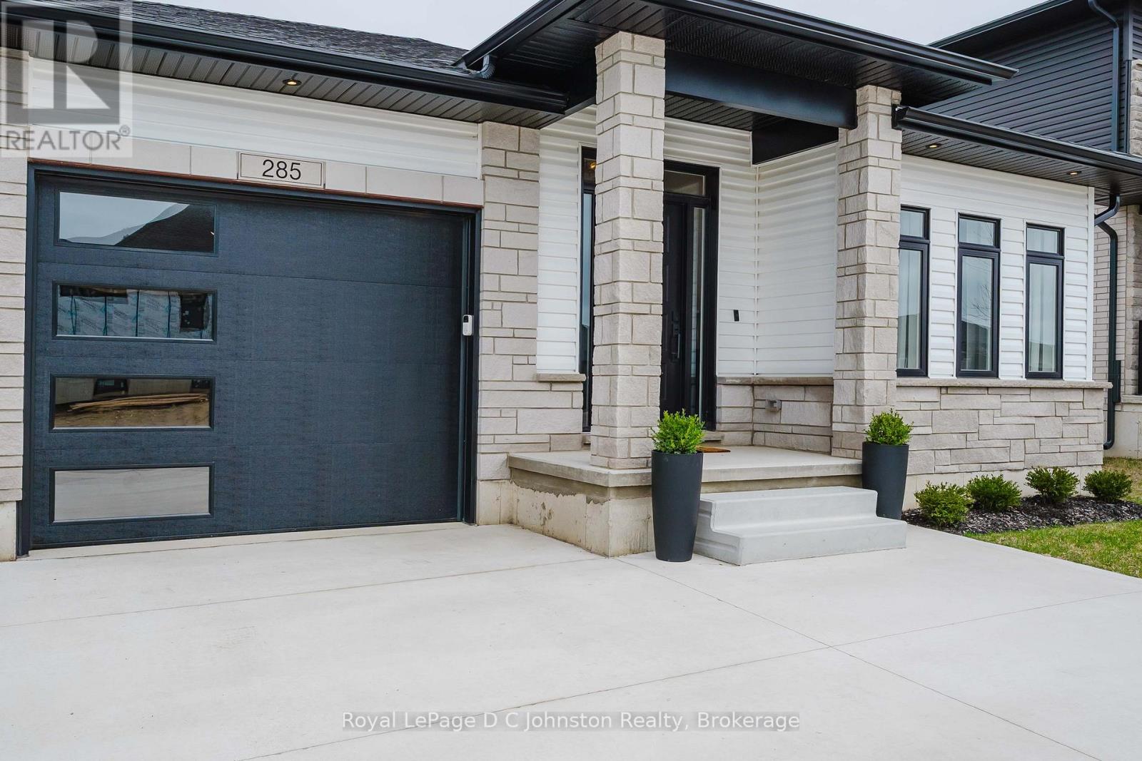 285 Mary Rose Avenue, Saugeen Shores, Ontario  N0H 2C3 - Photo 3 - X13017338