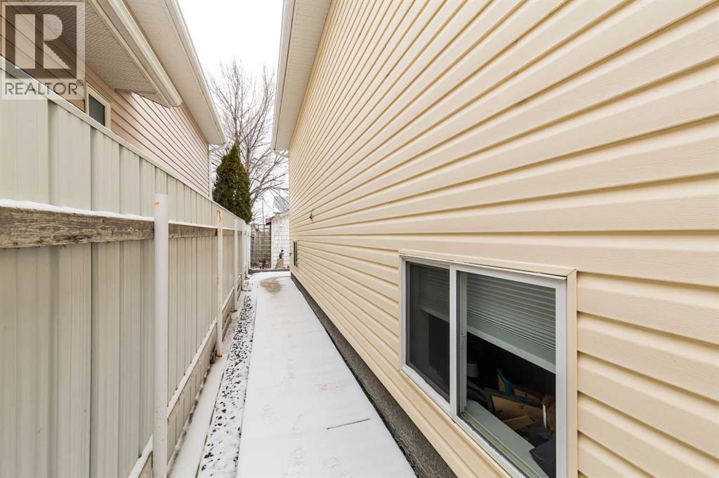 53 St James Crescent N, Lethbridge, Alberta  T1H 6M5 - Photo 25 - A2302633