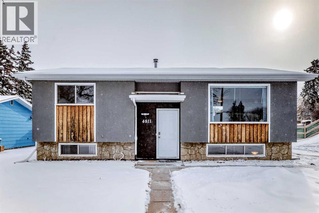 4811 46 Street, Ponoka, Alberta  T4J 1M2 - Photo 2 - A2296995