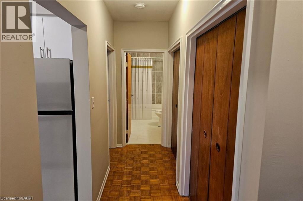 2205 King Street E Unit# B2, Hamilton, Ontario  L8K 1W9 - Photo 5 - 40822145