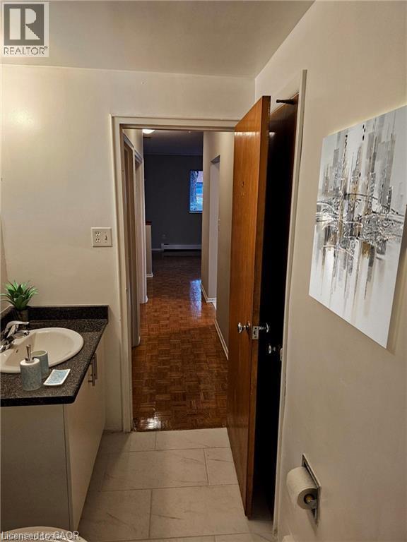 2205 King Street E Unit# B2, Hamilton, Ontario  L8K 1W9 - Photo 6 - 40822145