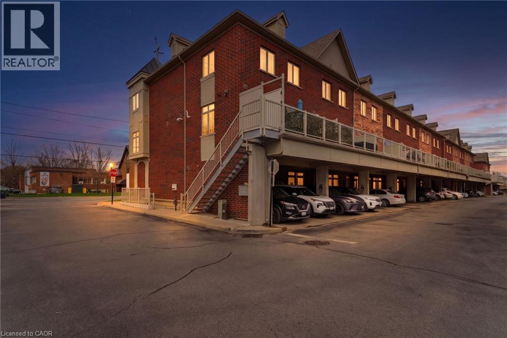 362 PLAINS Road E Unit# 32, Burlington, Ontario