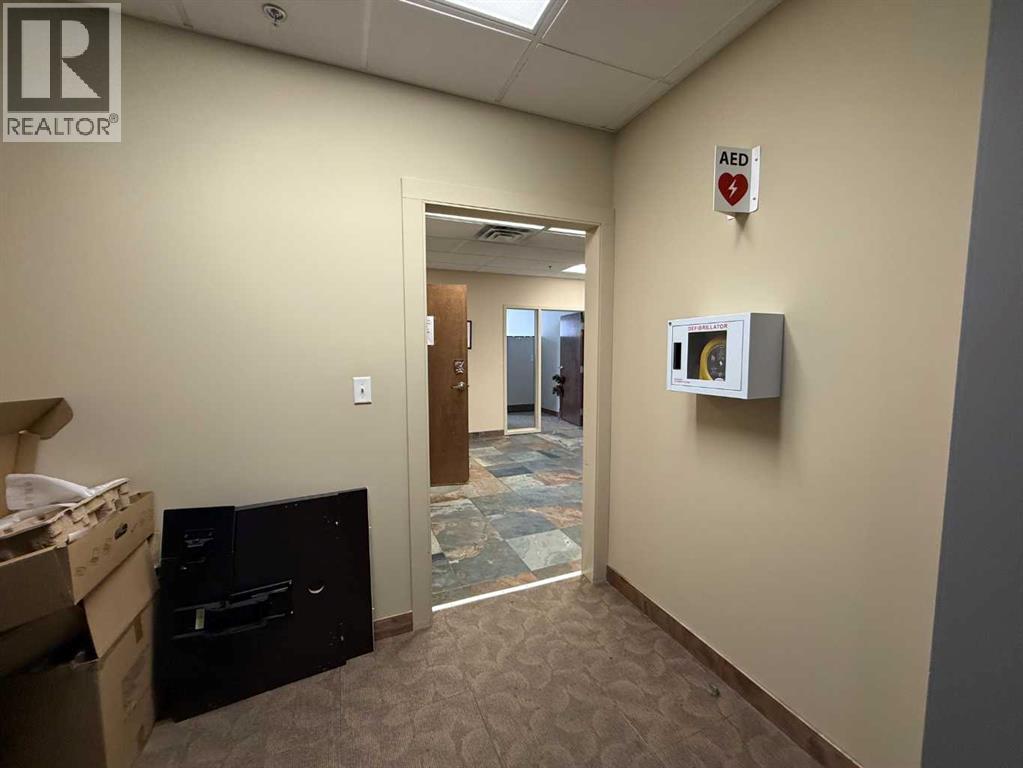 220, 52 Gateway Drive NE, Airdrie, Alberta  T4B 0J6 - Photo 23 - A2301140