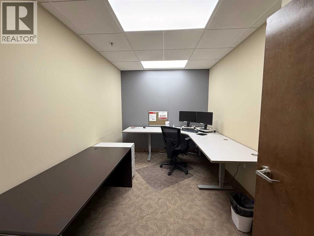 220, 52 Gateway Drive NE, Airdrie, Alberta  T4B 0J6 - Photo 25 - A2301140