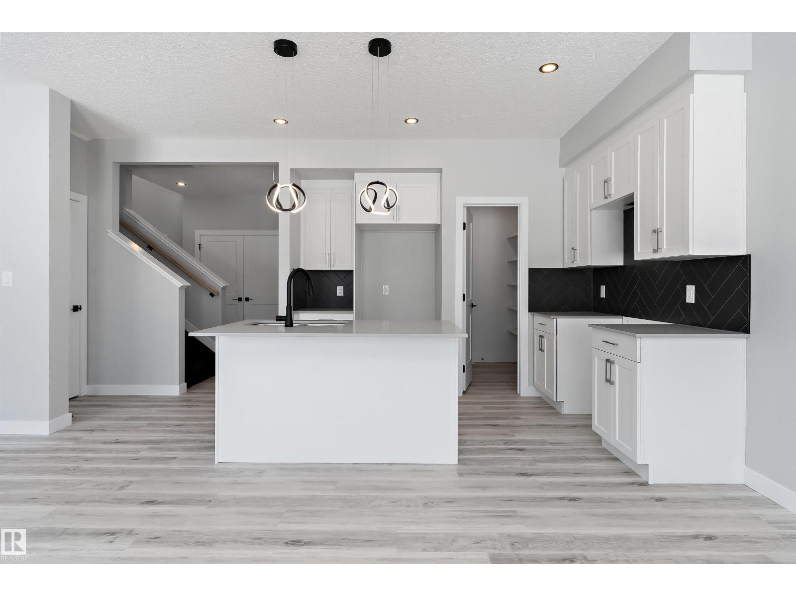 36 Maple Cr, Gibbons, Alberta  T0A 1N0 - Photo 5 - E4483122