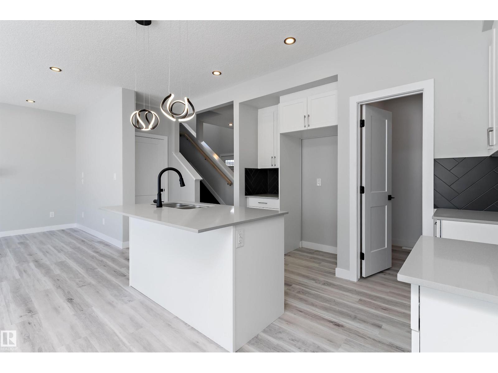 36 Maple Cr, Gibbons, Alberta  T0A 1N0 - Photo 6 - E4483122