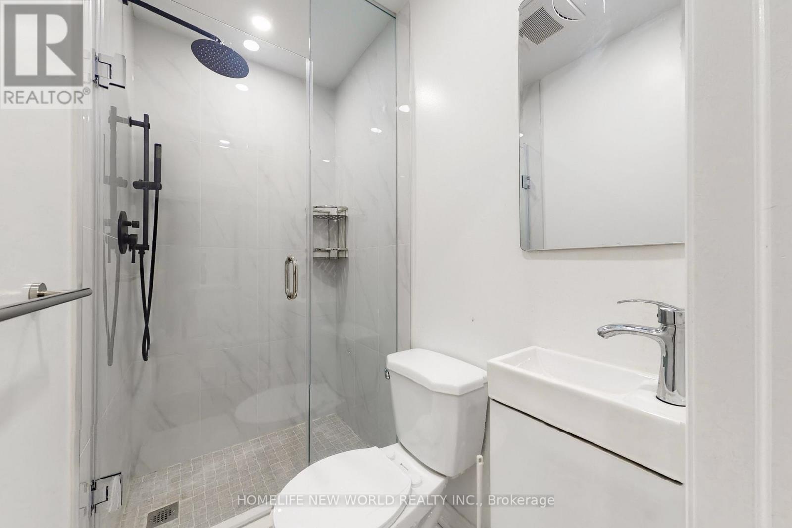 38 Kensington Avenue, Toronto, Ontario  M5T 2J9 - Photo 17 - C13017336