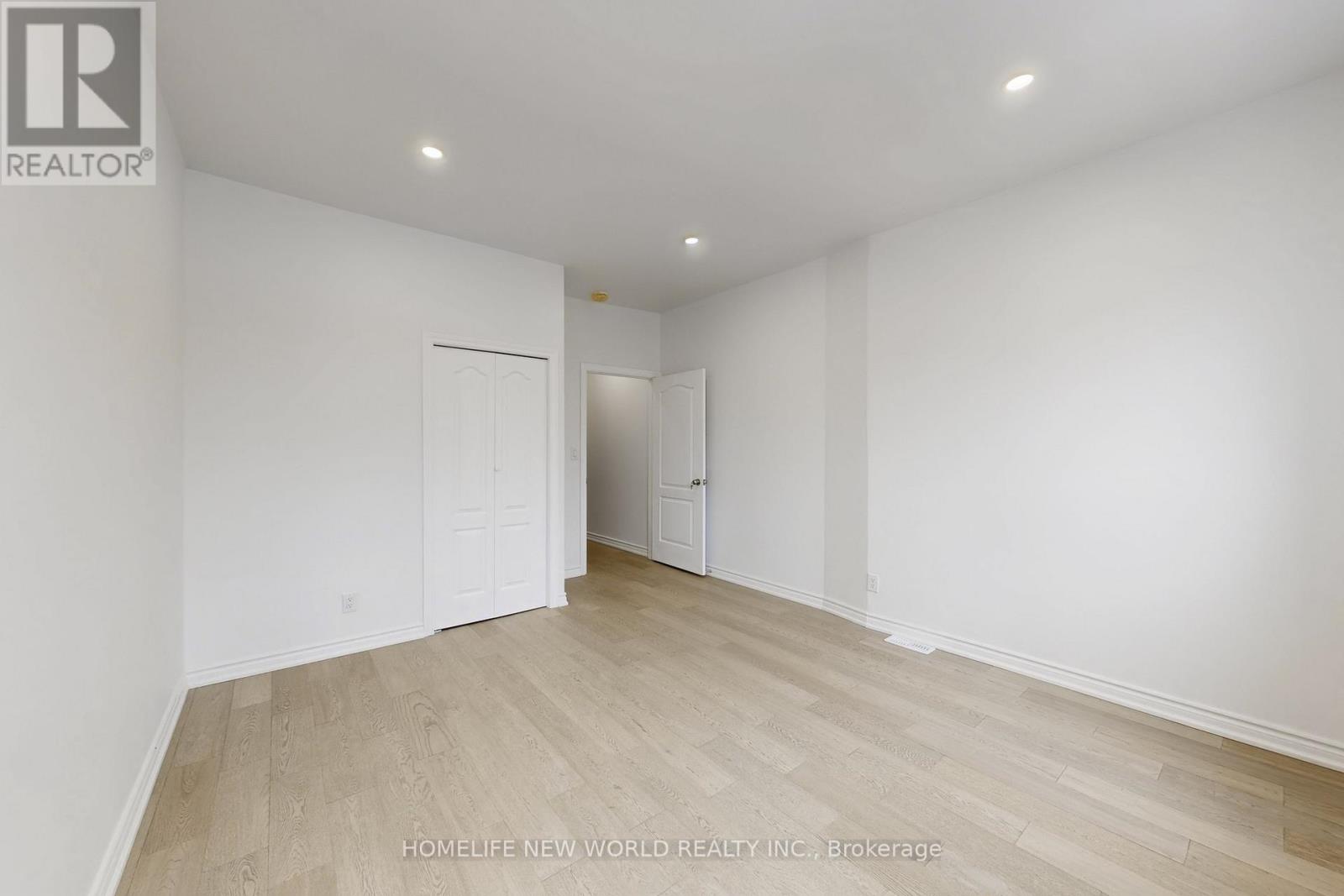 38 Kensington Avenue, Toronto, Ontario  M5T 2J9 - Photo 21 - C13017336