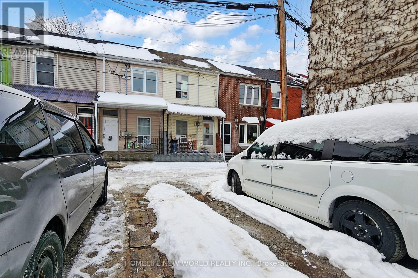 38 Kensington Avenue, Toronto, Ontario  M5T 2J9 - Photo 5 - C13017336