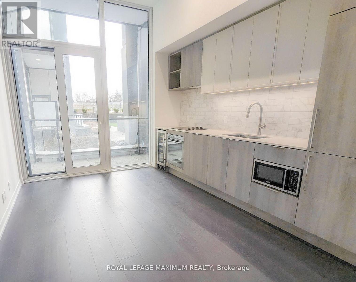 2020 Bathurst Street, Toronto, Ontario  M5P 0A6 - Photo 4 - C13017348