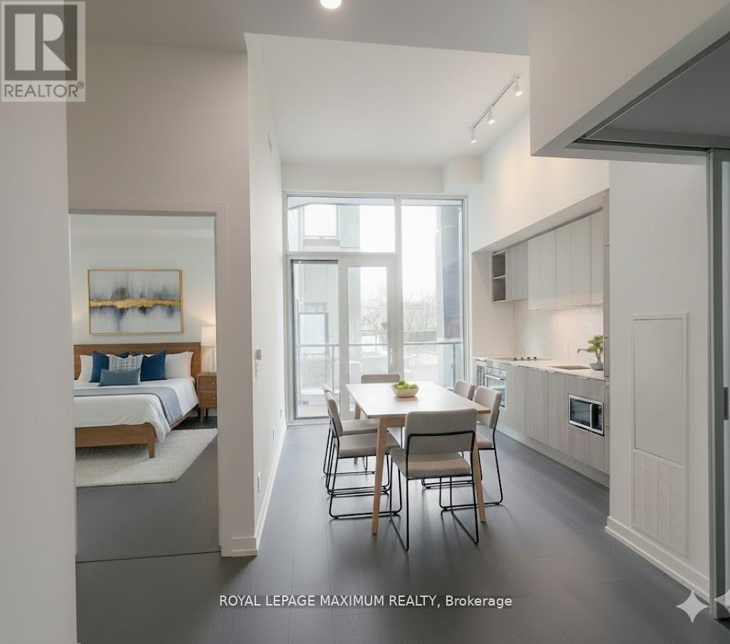 2020 Bathurst Street, Toronto, Ontario  M5P 0A6 - Photo 8 - C13017348