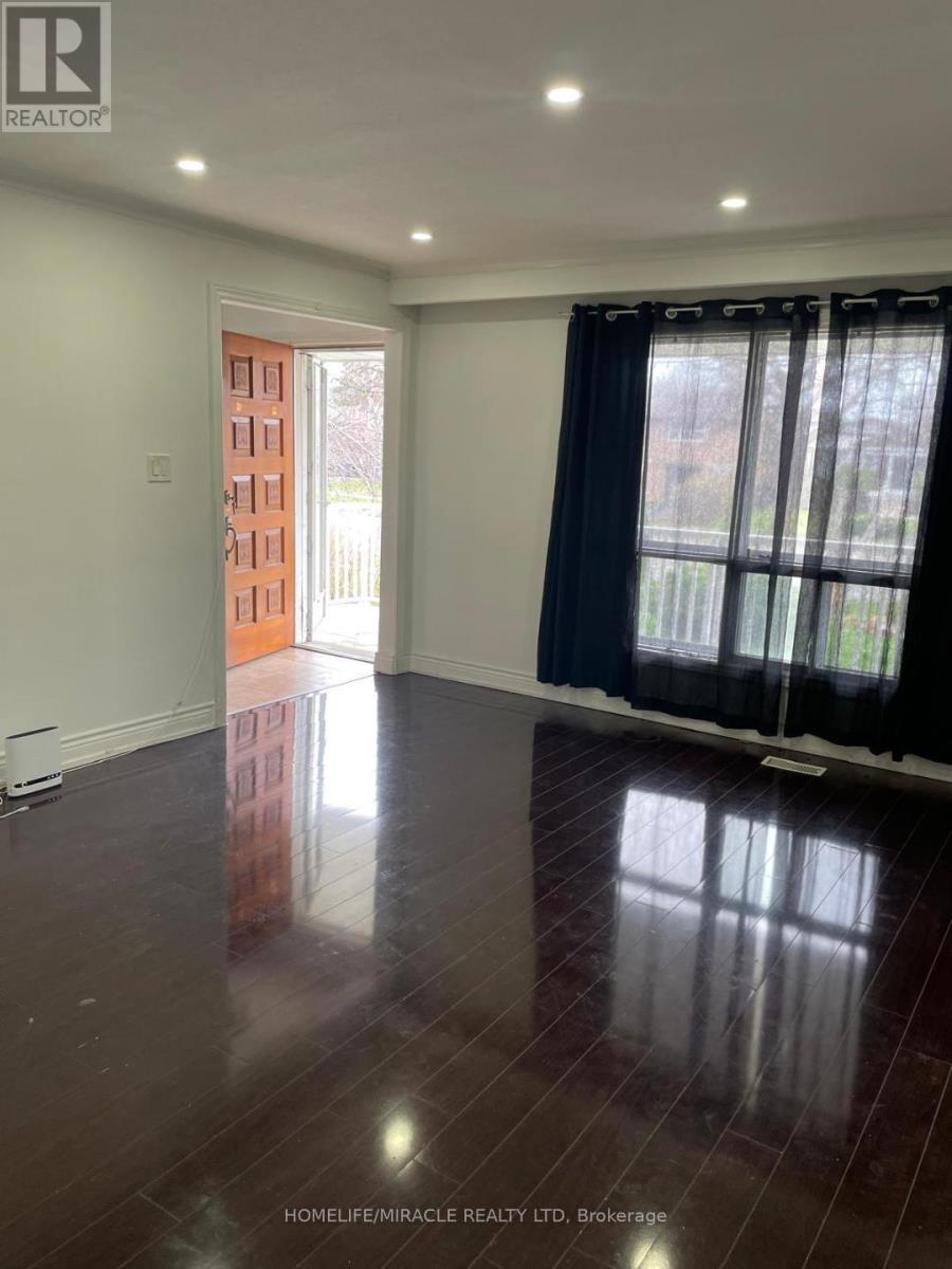 Main - 422 Brimorton Drive, Toronto, Ontario  M1H 2E5 - Photo 2 - E13017356