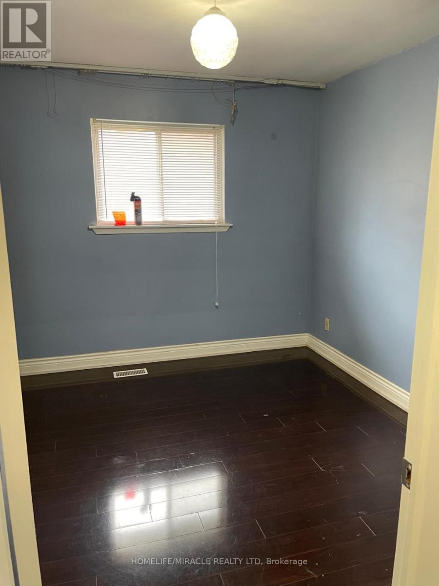 Main - 422 Brimorton Drive, Toronto, Ontario  M1H 2E5 - Photo 6 - E13017356