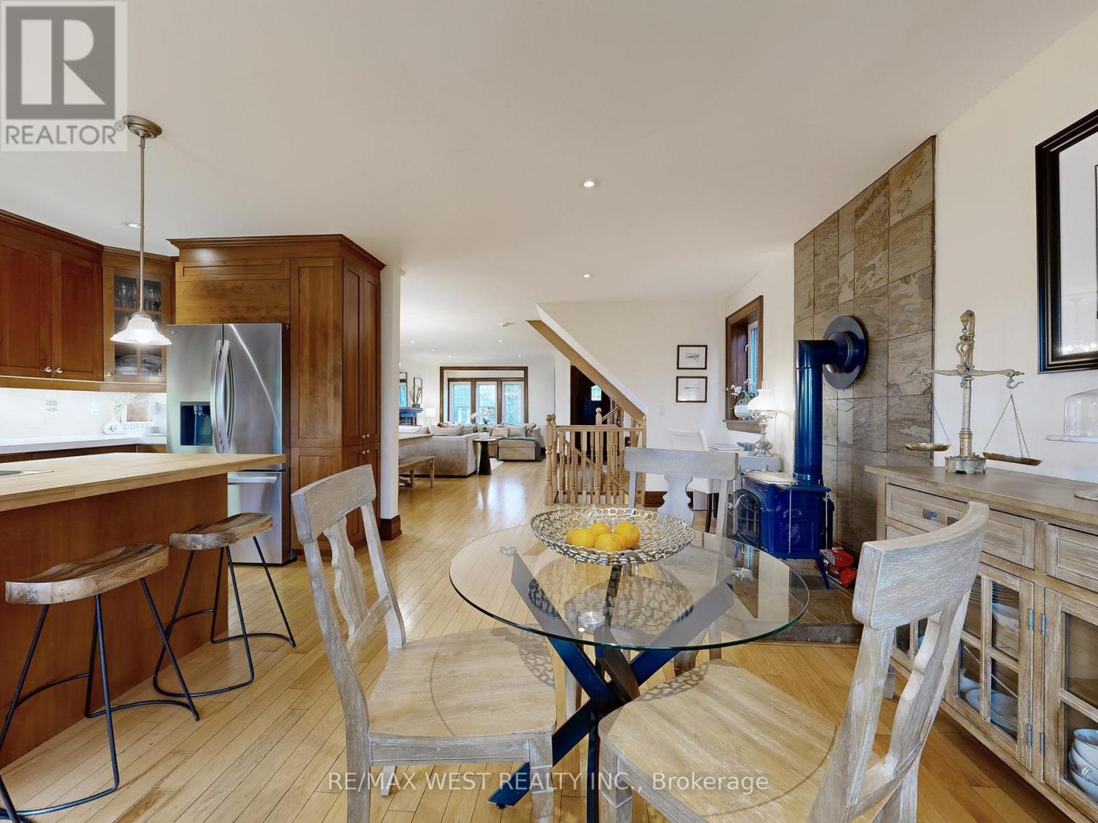 69 Mayfield Avenue, Toronto, Ontario  M6S 1K4 - Photo 19 - W13004458