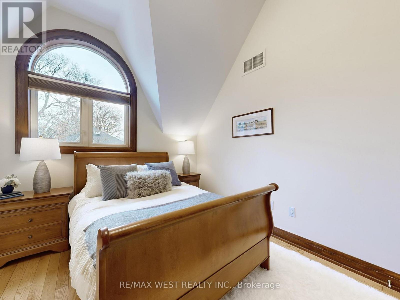 69 Mayfield Avenue, Toronto, Ontario  M6S 1K4 - Photo 26 - W13004458