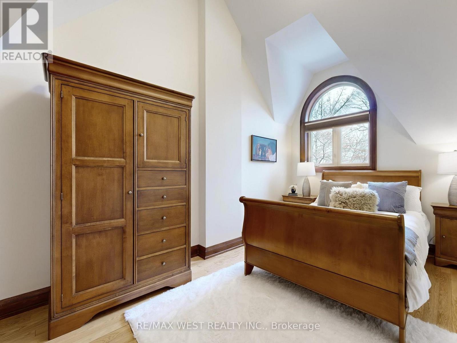 69 Mayfield Avenue, Toronto, Ontario  M6S 1K4 - Photo 25 - W13004458