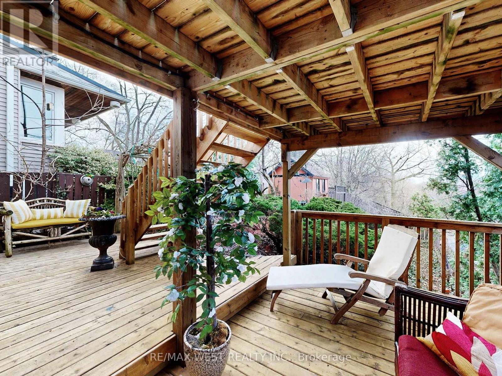 69 Mayfield Avenue, Toronto, Ontario  M6S 1K4 - Photo 42 - W13004458