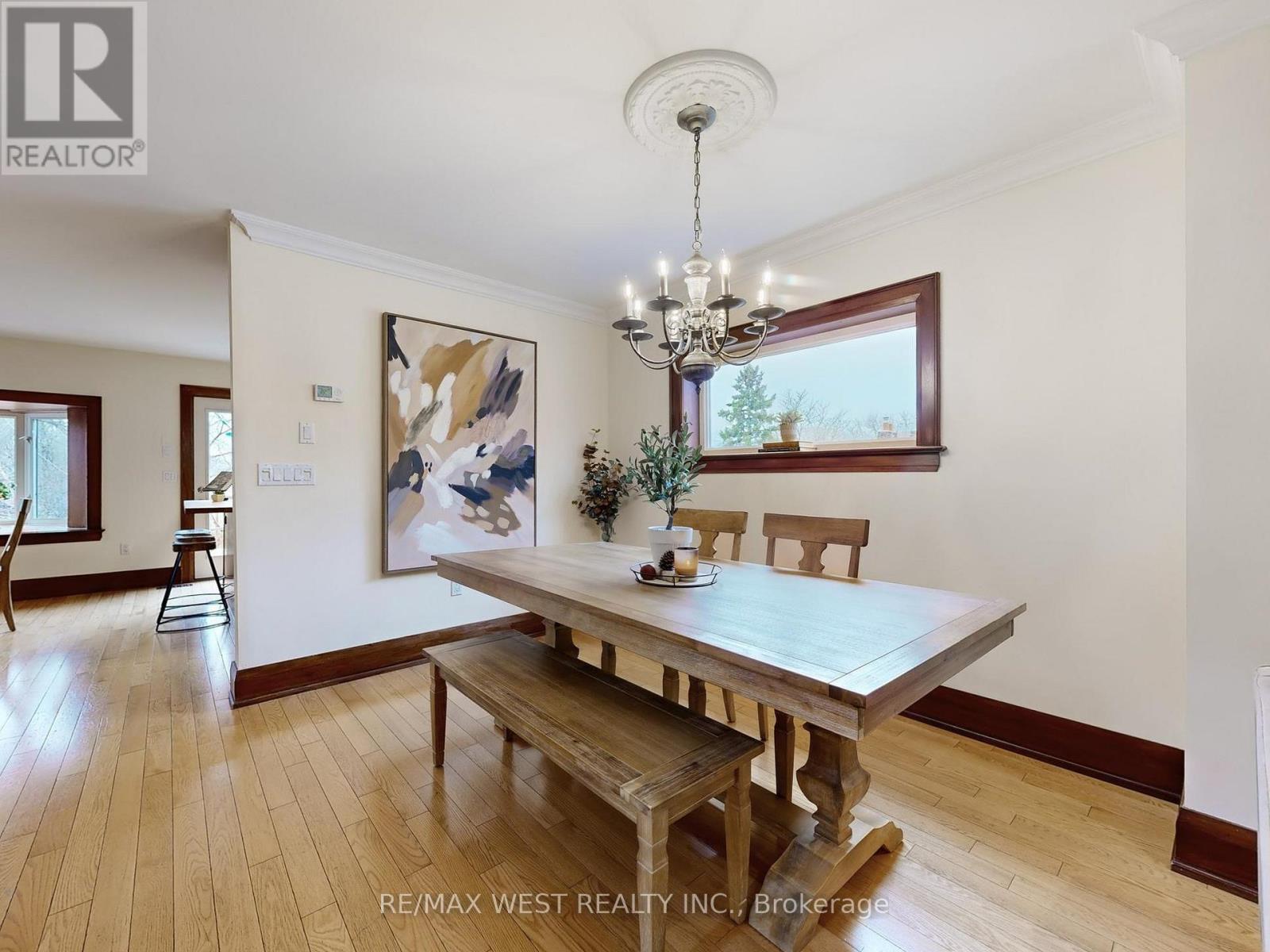 69 Mayfield Avenue, Toronto, Ontario  M6S 1K4 - Photo 10 - W13004458