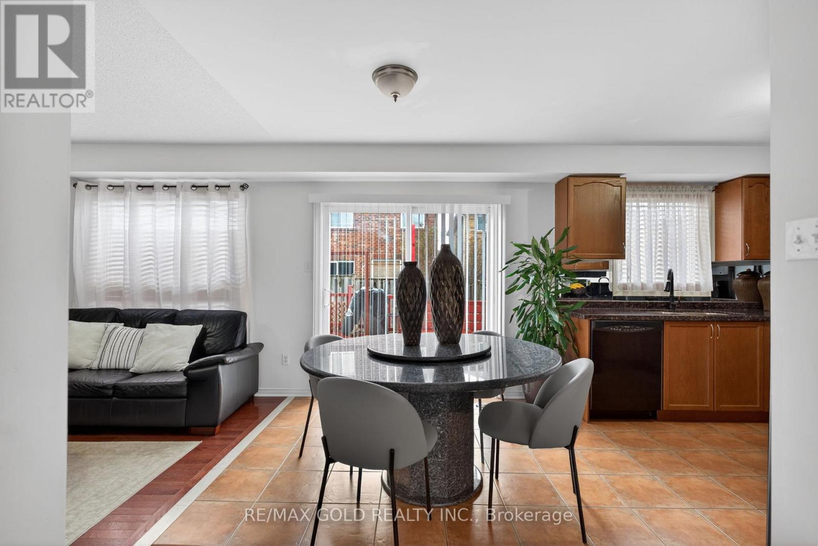 94 Mccrimmon Drive, Brampton, Ontario  L7A 2Z6 - Photo 16 - W13016722