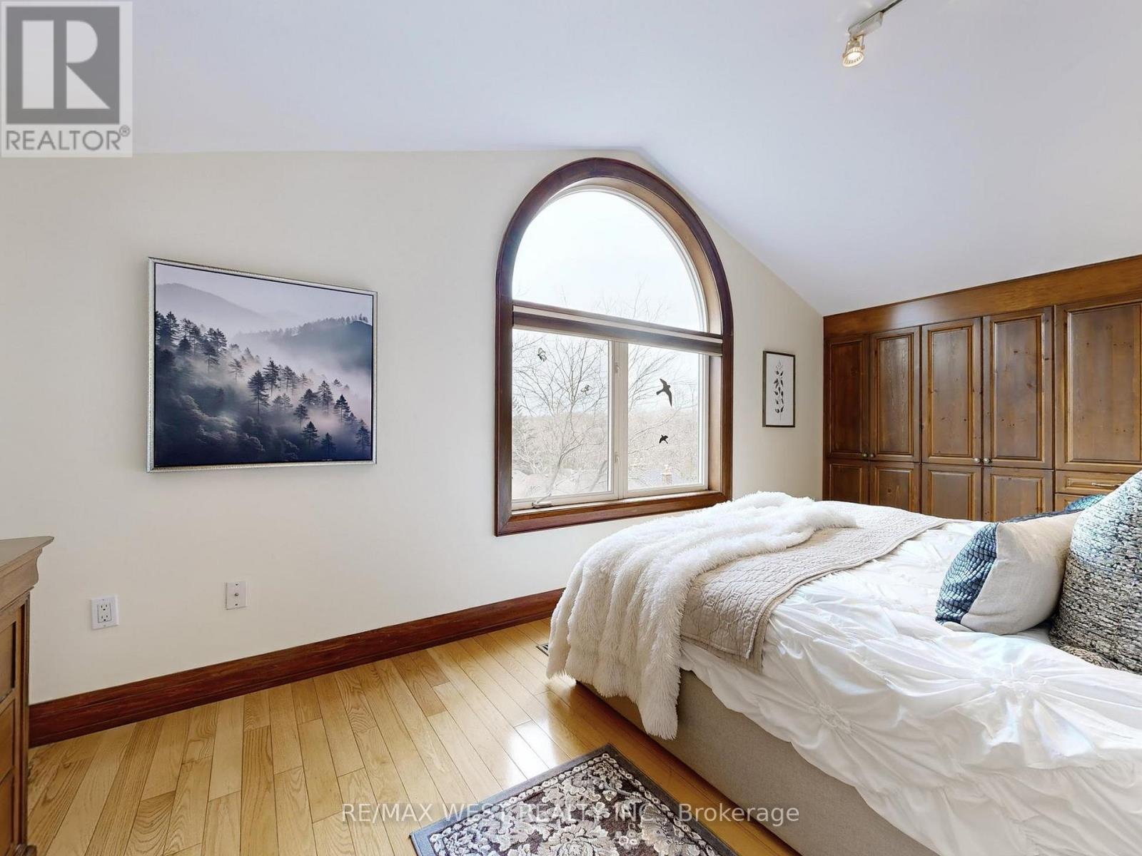 69 Mayfield Avenue, Toronto, Ontario  M6S 1K4 - Photo 21 - W13004458