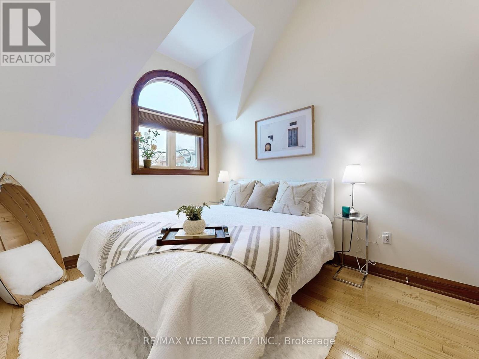 69 Mayfield Avenue, Toronto, Ontario  M6S 1K4 - Photo 28 - W13004458